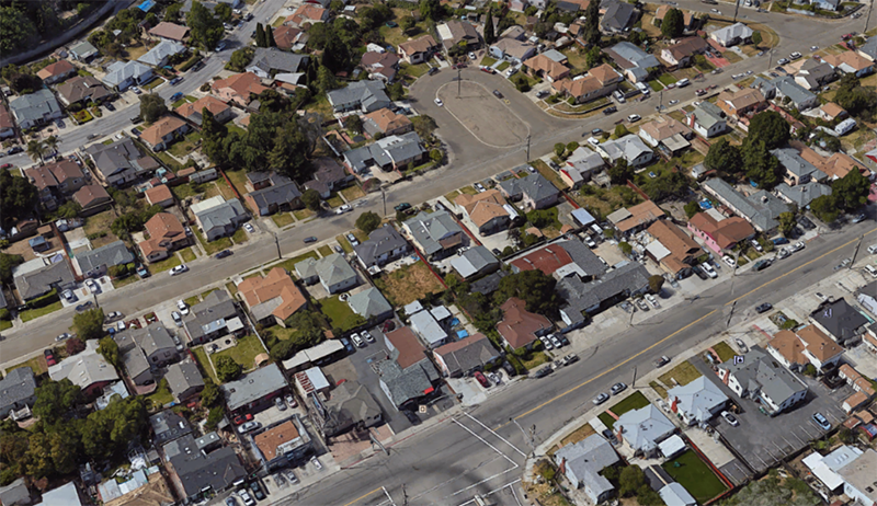 bird's eye view of houses